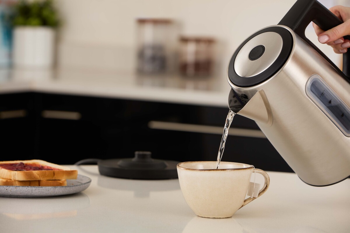 Russell Hobbs - Elkedel - Heaton - Børstet Rustfrit Stål - 1 7 L