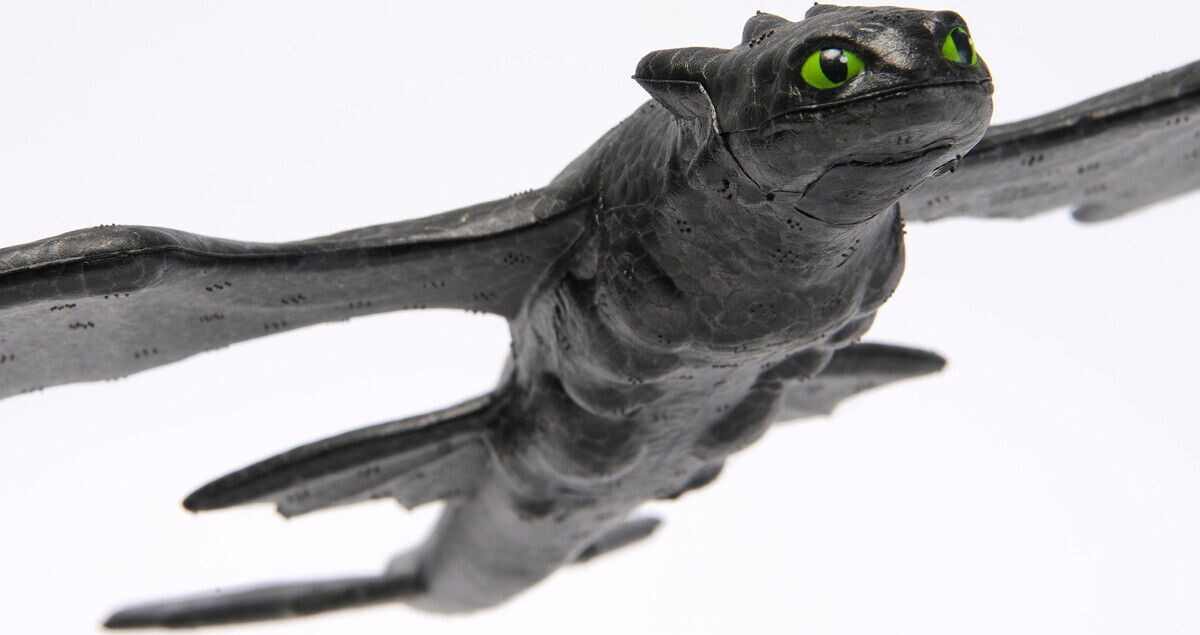 How To Train Your Dragon - Soaring Toothless Drage Figur