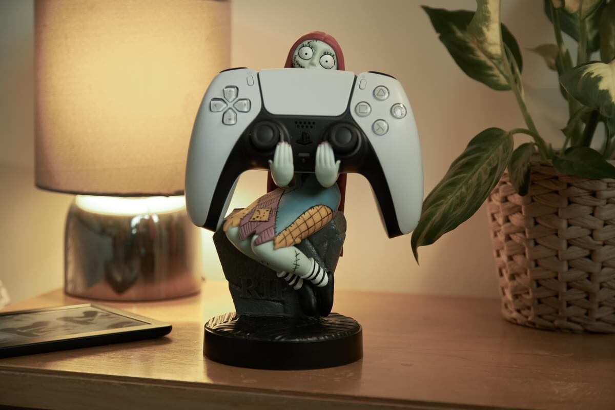 Cable Guys - Controller Holder - Sally