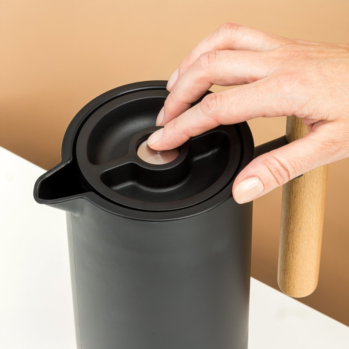 Termokande 1 Liter - Sort - Scandinavian Collection