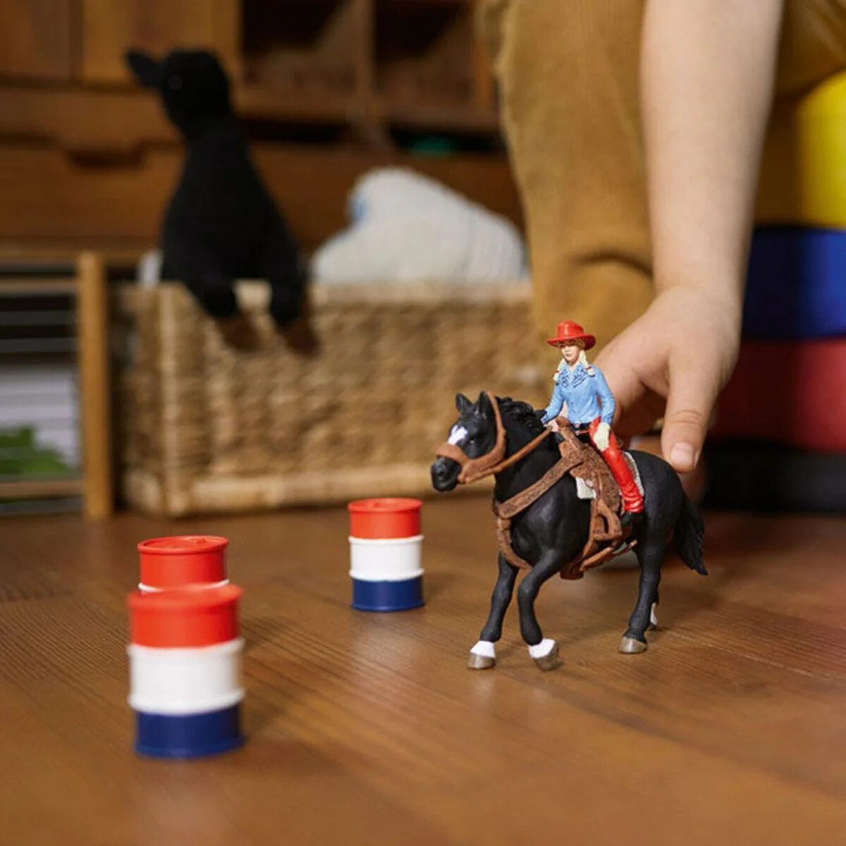 Schleich Farm World - Barrel Racing Med Cowgirl - 42576