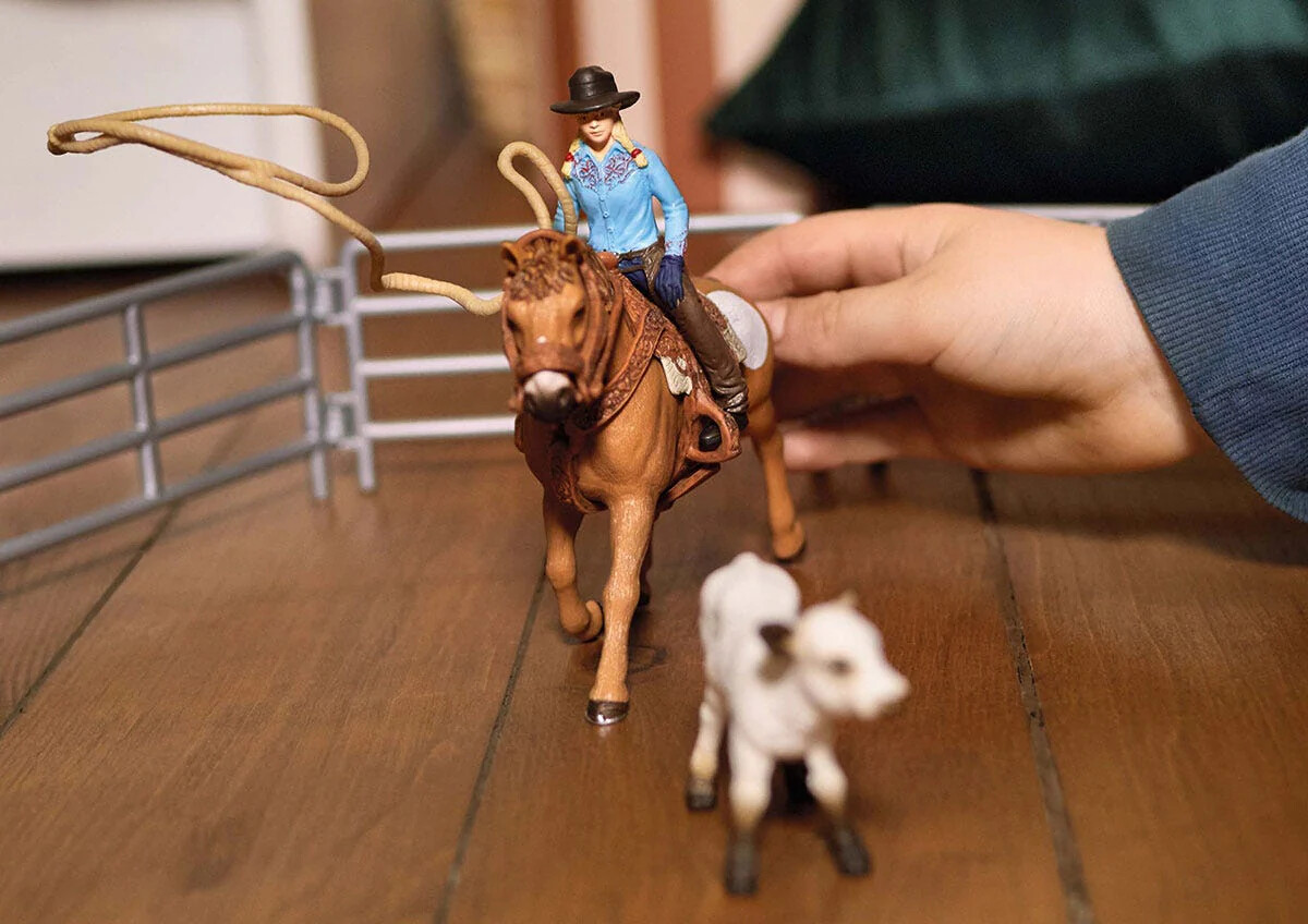 Schleich Farm World - Team Roping Med Cowgirl - 42577