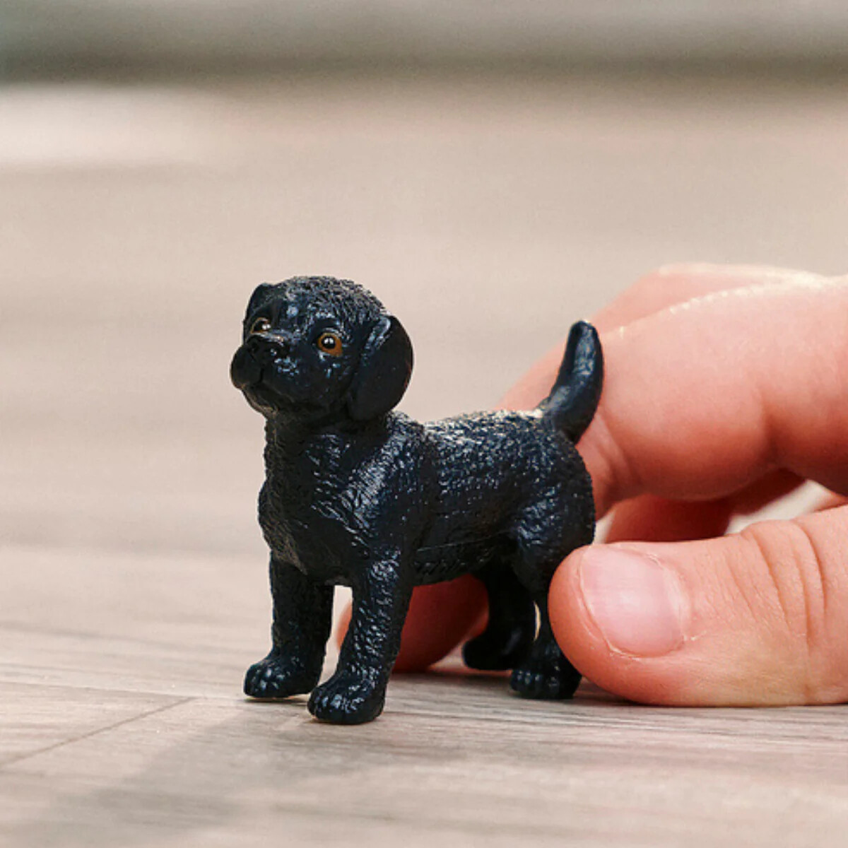 Schleich 14922 - Sort Labrador Retriever Hvalp - Farm World