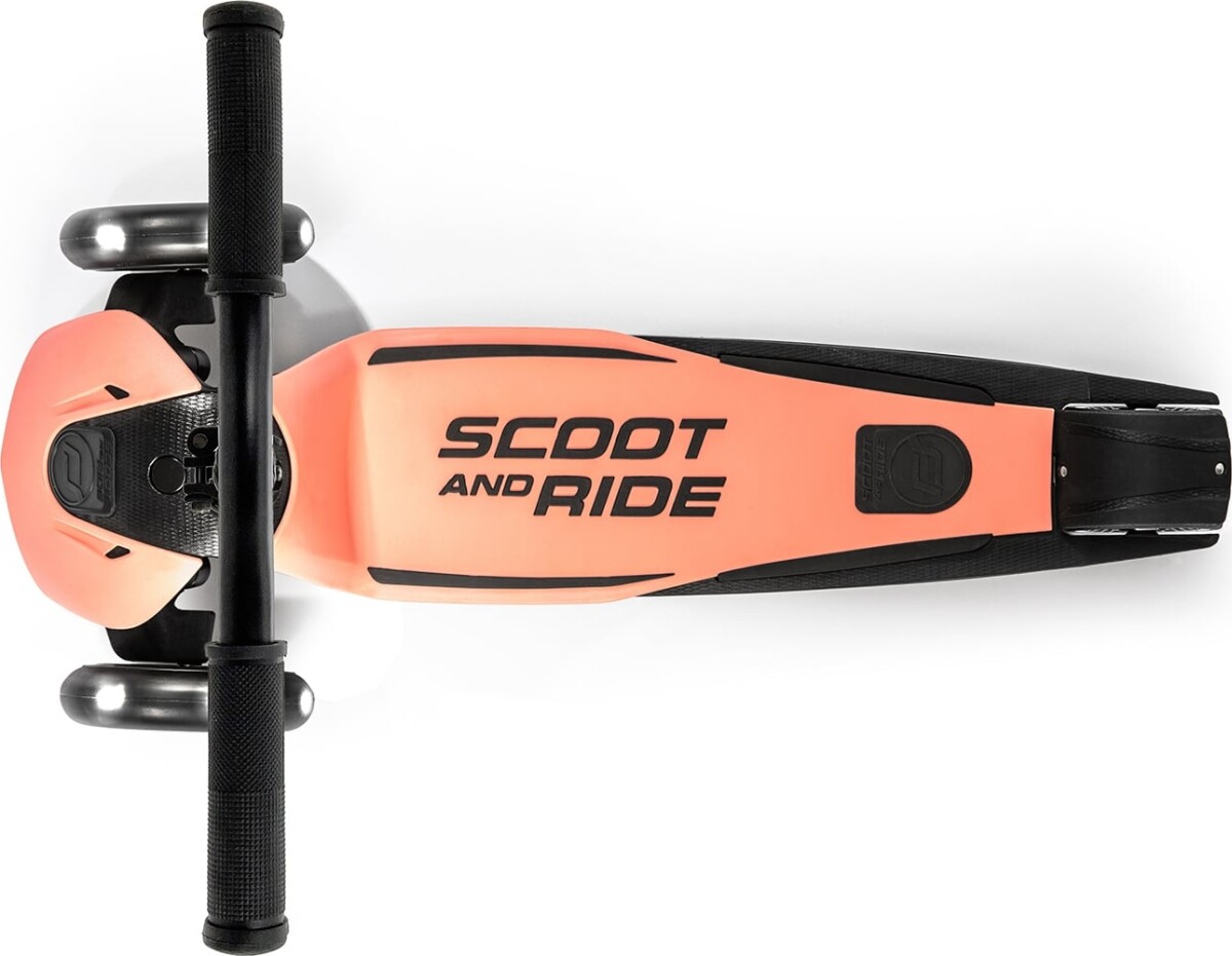 Scoot And Ride - Highwaykick 5 Led - Løbehjul Til Børn - Peach