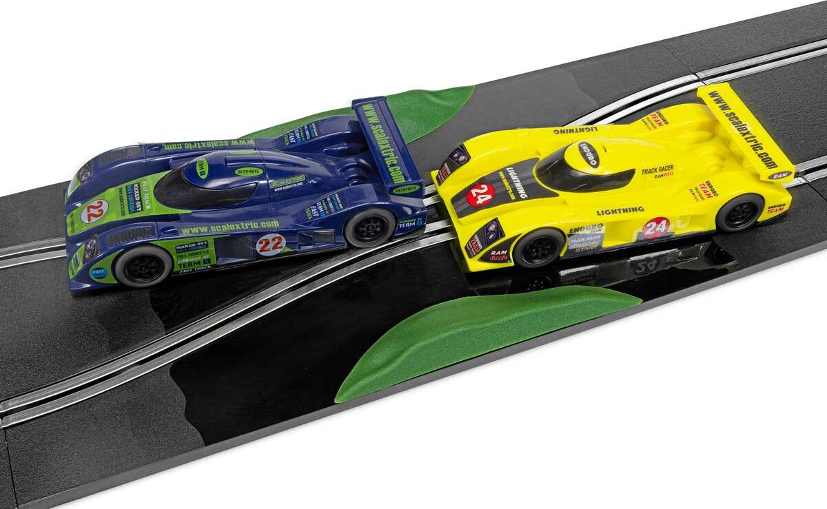 Scalextric C8338 - Skid Chicane Skinner - 2 Stk