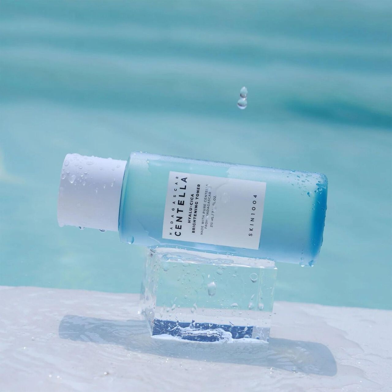 Skin1004 - Madagascar Centella Hyalu-Cica Brightening Toner - 100 Ml