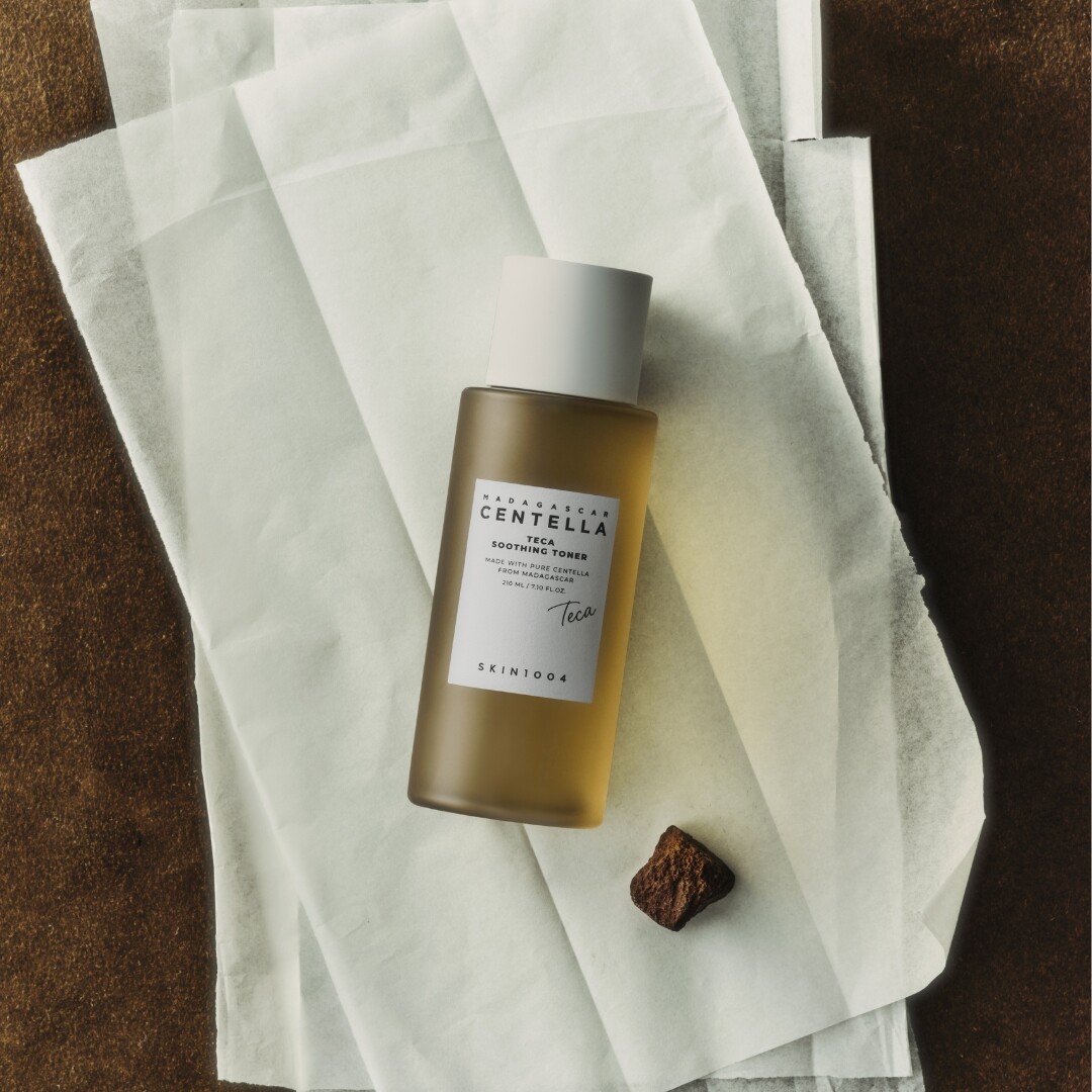 Skin1004 - Madagascar Centella Teca Soothing Toner - 210 Ml