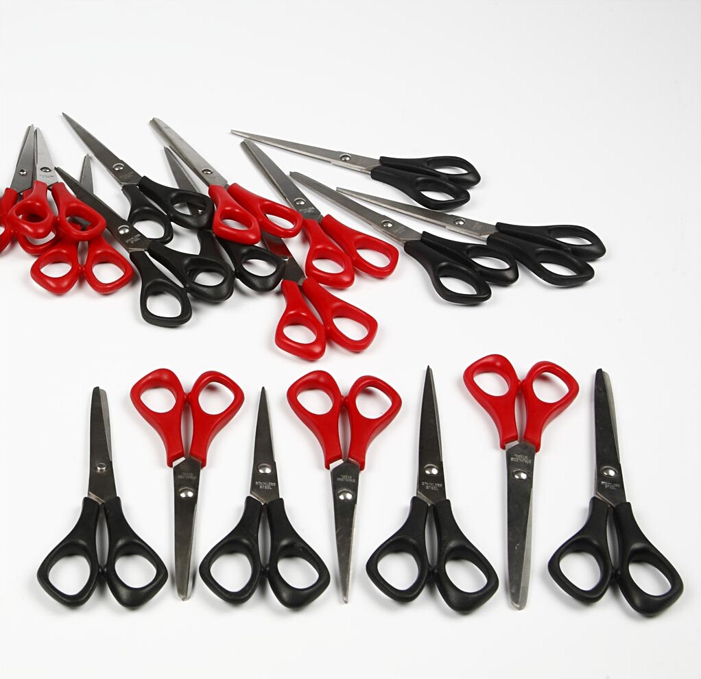 Skolesaks - L 16 Cm - Spids - Højre