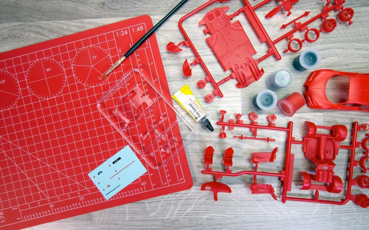 Airfix - Bugatti Chiron Model Bil Byggesæt Inkl Maling - 1 43 - A55005