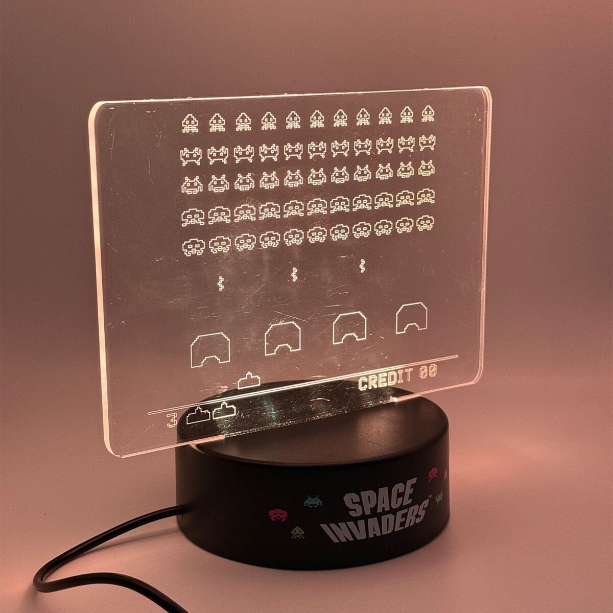 Mad Monkey - Space Invaders Lamp - Akryl Lampe Med Farveskift