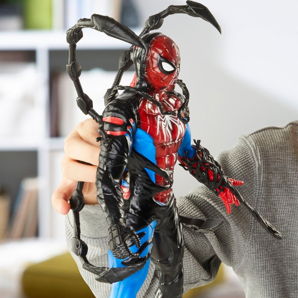 Spider-Man - Titan Liquid Shifter - 30 Cm G07285L0
