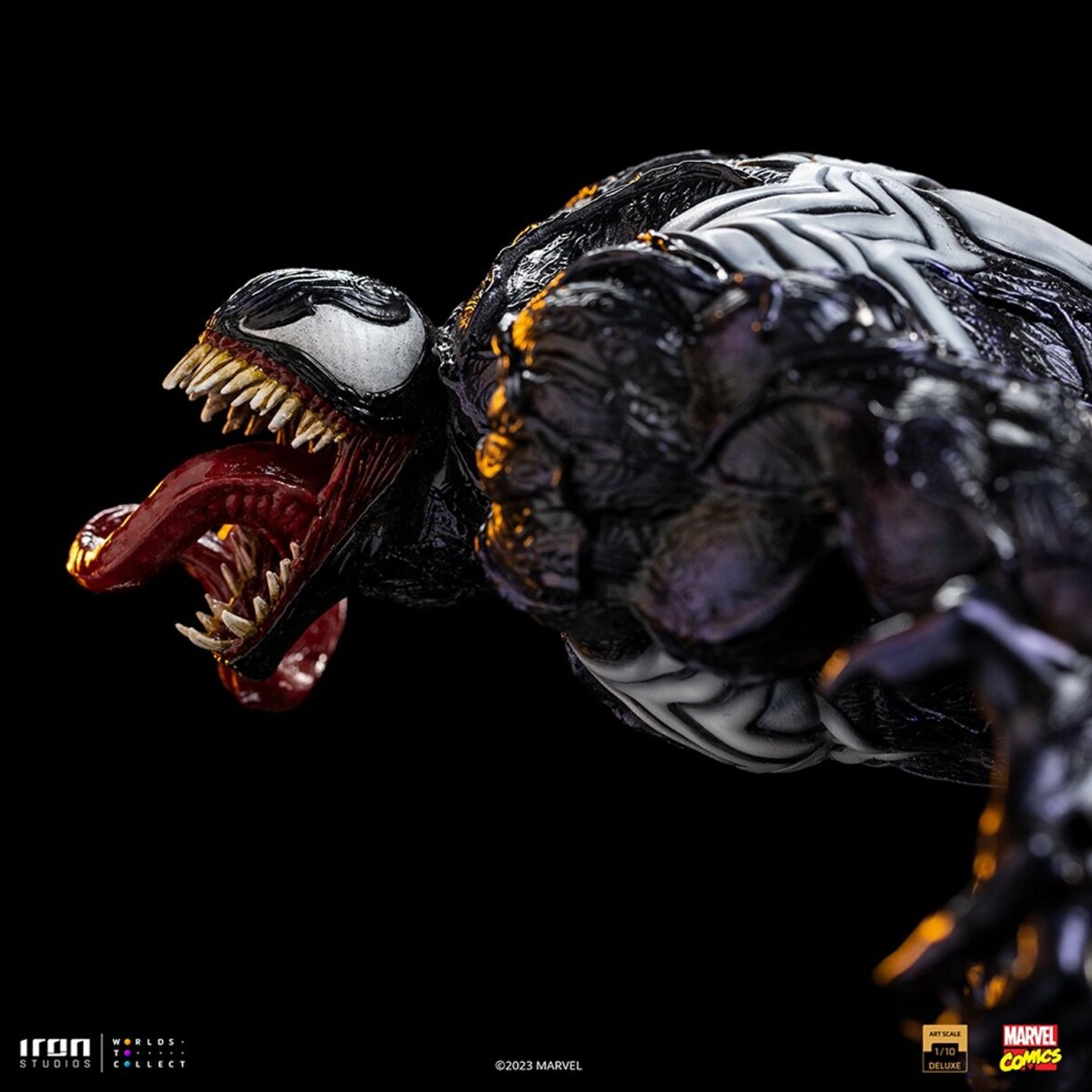 Spider-Man Vs Villains - Venom Deluxe Statue Scale 110