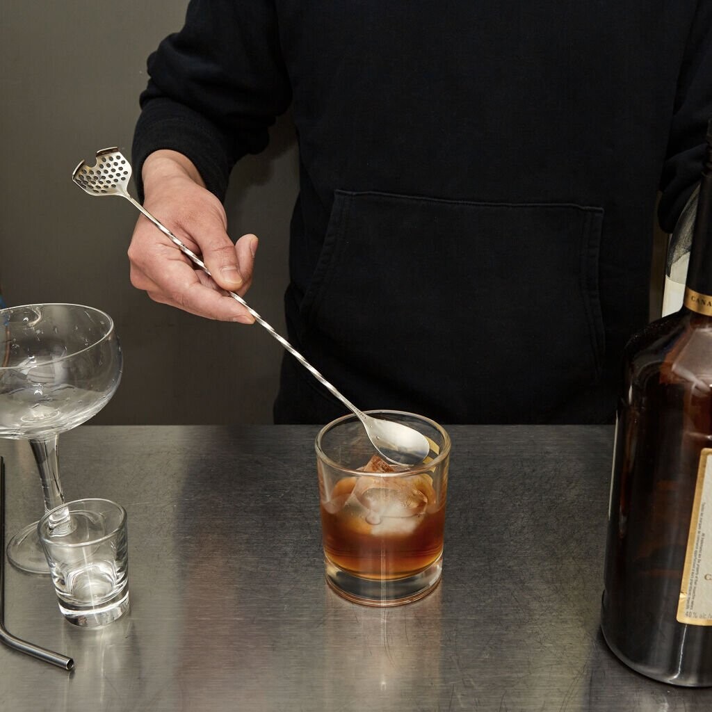 Kikkerland - 2-I-1 Strainer Og Ske Til Drinks