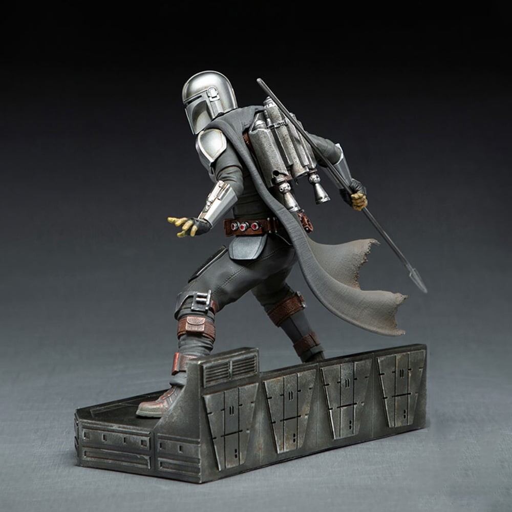 The Mandalorian Statuette - Iron Studios - 20 Cm