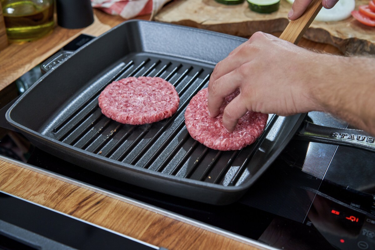 Staub - Amerikansk Grill - Sort - 30 Cm