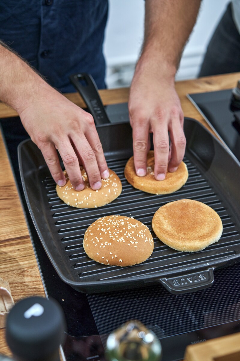 Staub - Amerikansk Grill - Sort - 30 Cm