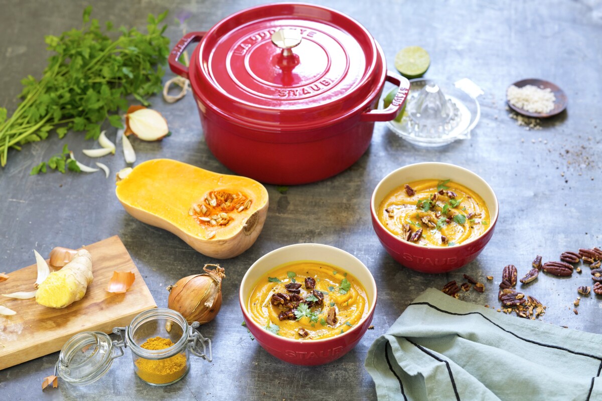 Staub - Cocotte - Kirsebærrød - 24 Cm