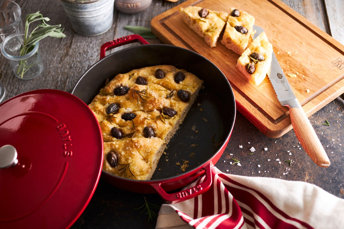 Staub - Sautepande Chistera - Cherry - 24 Cm