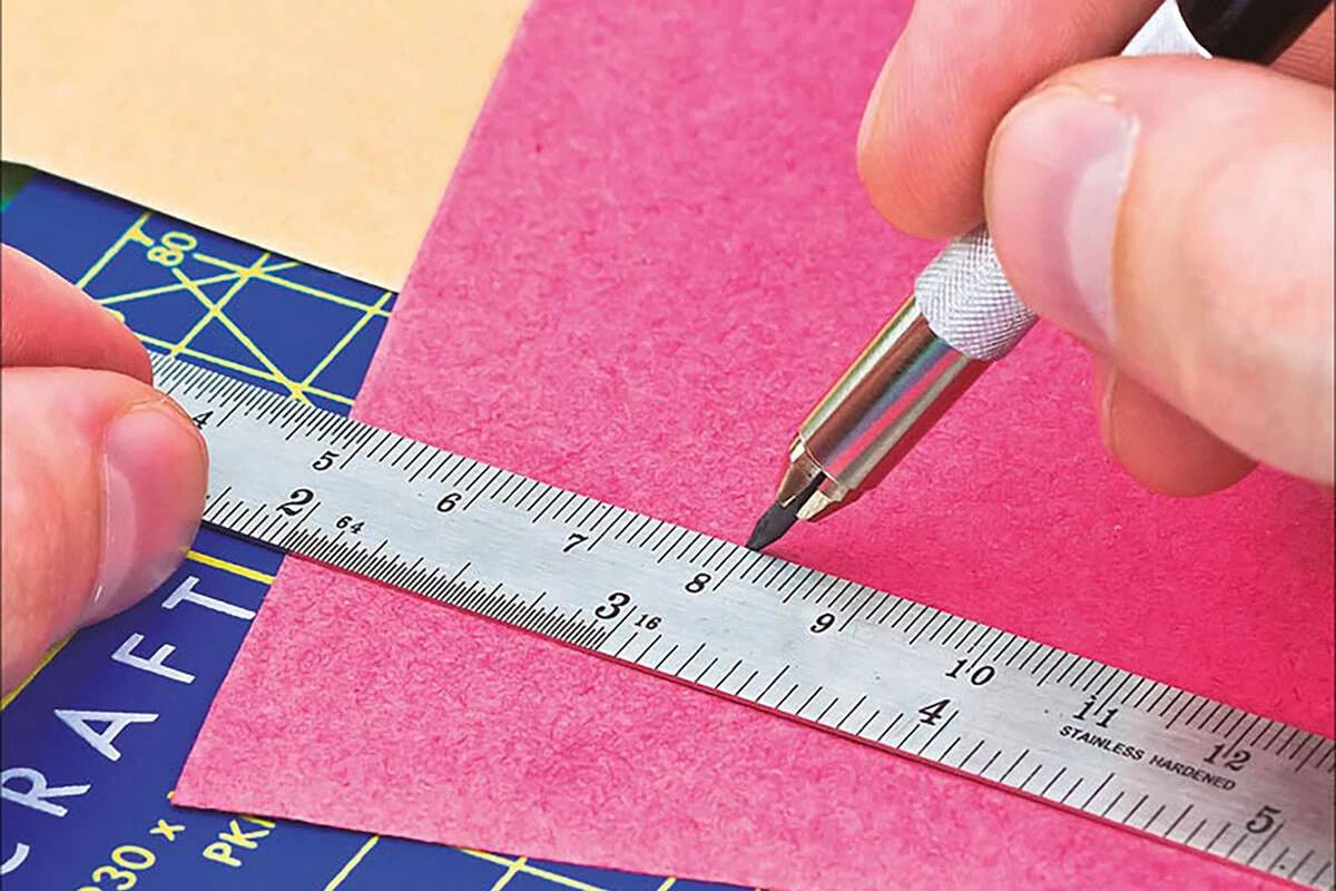 Vallejo T15003 - Stållineal - 150 Mm