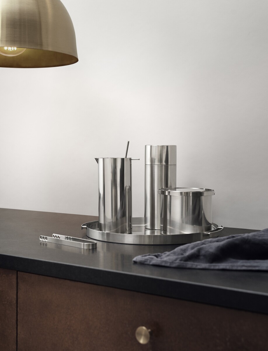 Stelton - Arne Jacobsen Cylinda Serveringsbakke Ø 335 Cm - Stål