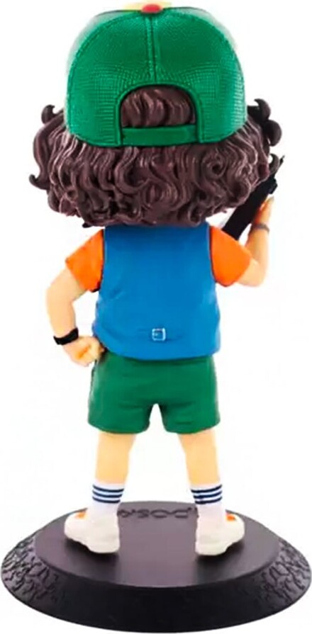 Stranger Things - Q Posket Dustin Figure