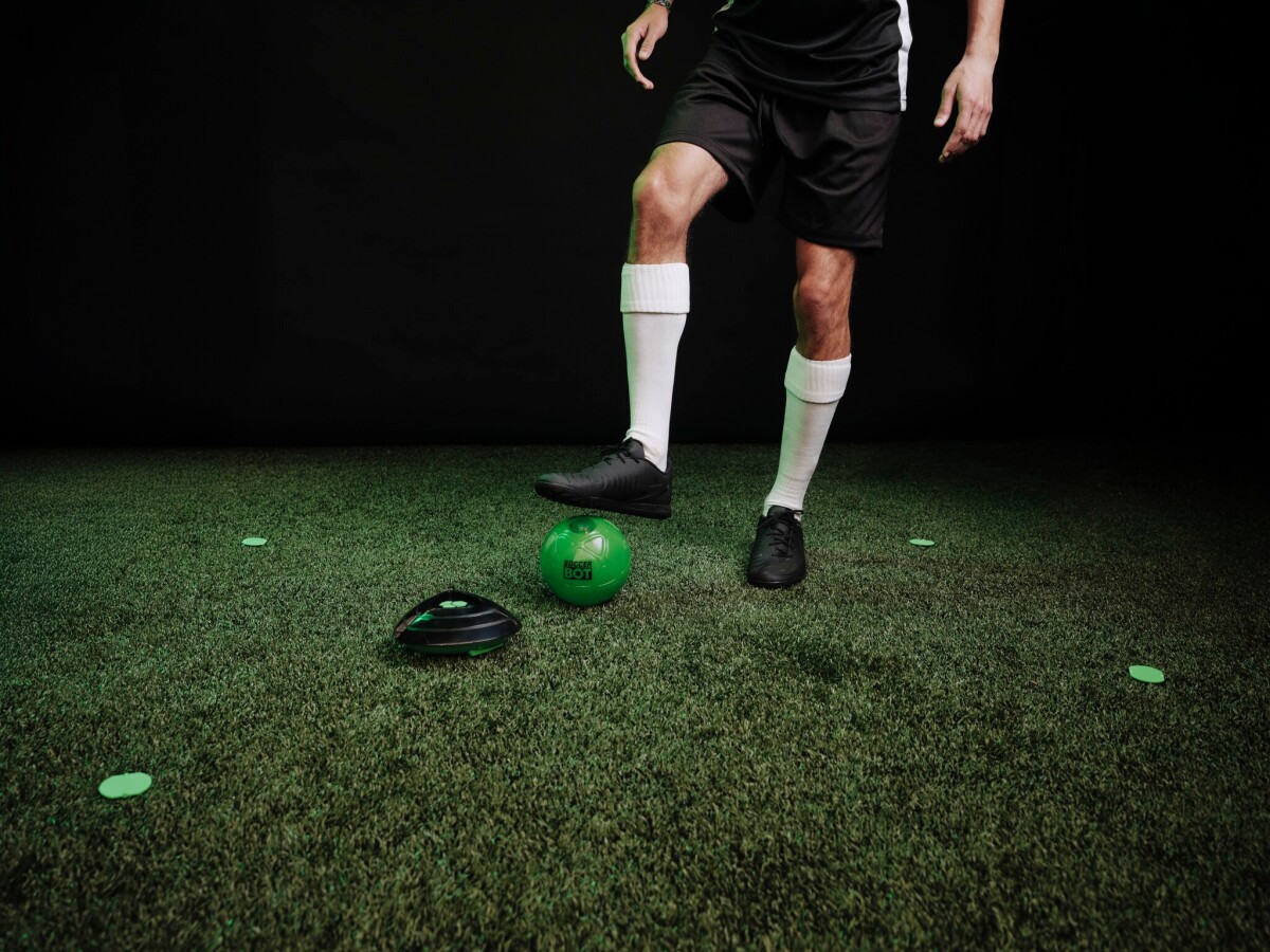 Strikesphere - Soccer Bot