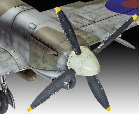 Revell - Supermarine Spitfire Mkixc Fly - 1 32 - Level 5 - 03927