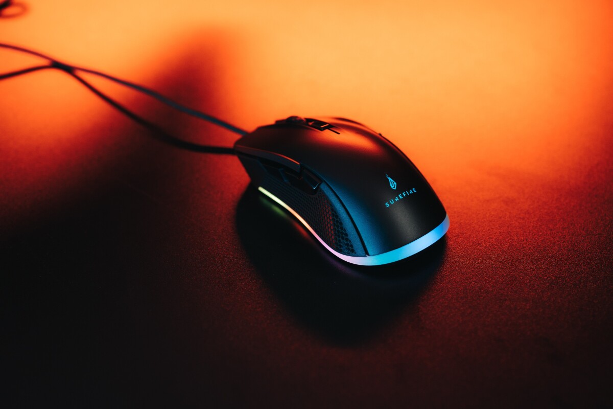 Surefire - Buzzard Claw Gaming 6-Button Mouse With Rgb