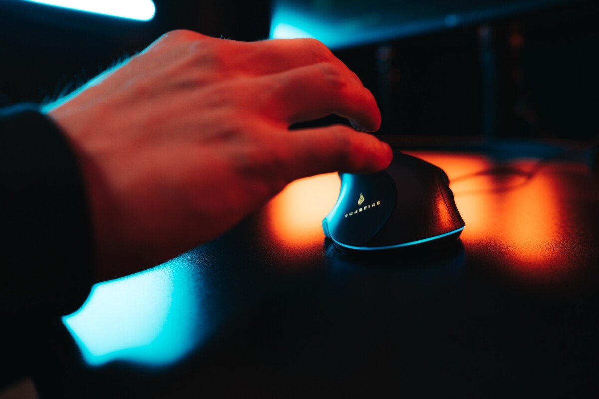 Surefire - Martial Claw Gaming 7-Button Mouse With Rgb