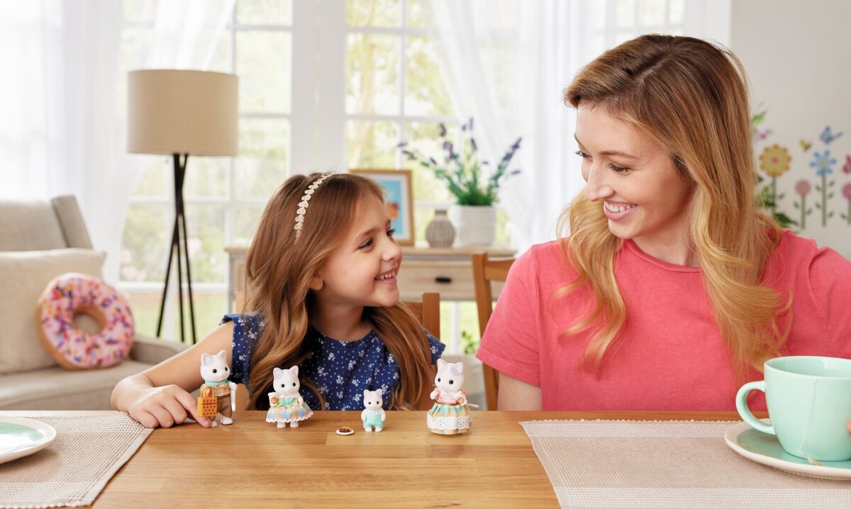 Sylvanian Families Figurer - Latte Kattefamilie - 5738