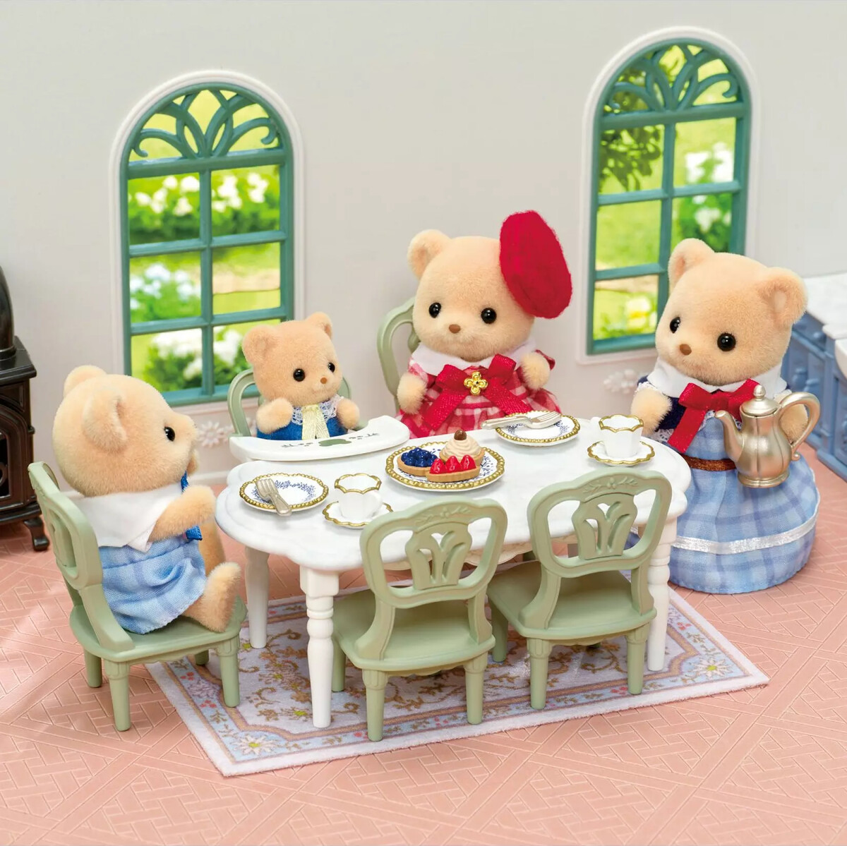 Sylvanian Families - Herregården Med Det Rød Tag S Elegante Spisestue