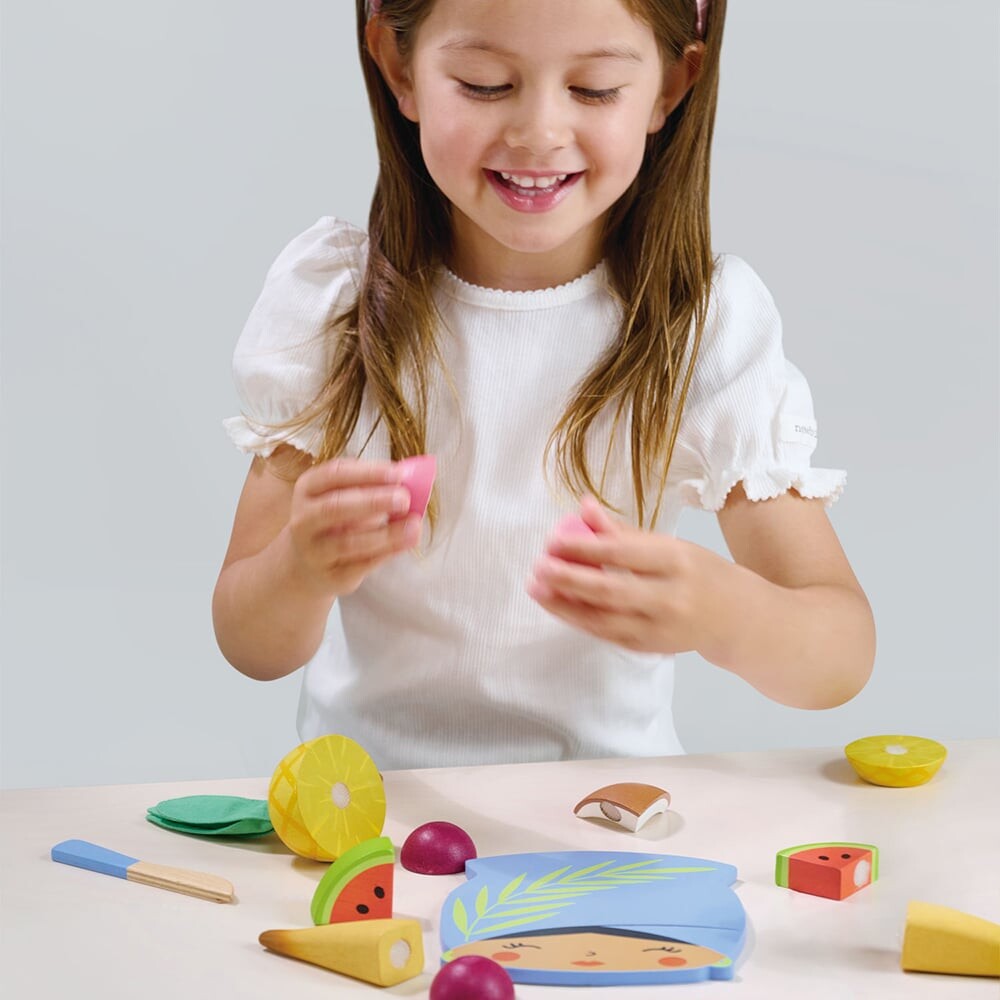 Tender Leaf - Legemad - Tropisk Frugt Med Skærebræt Og Kniv