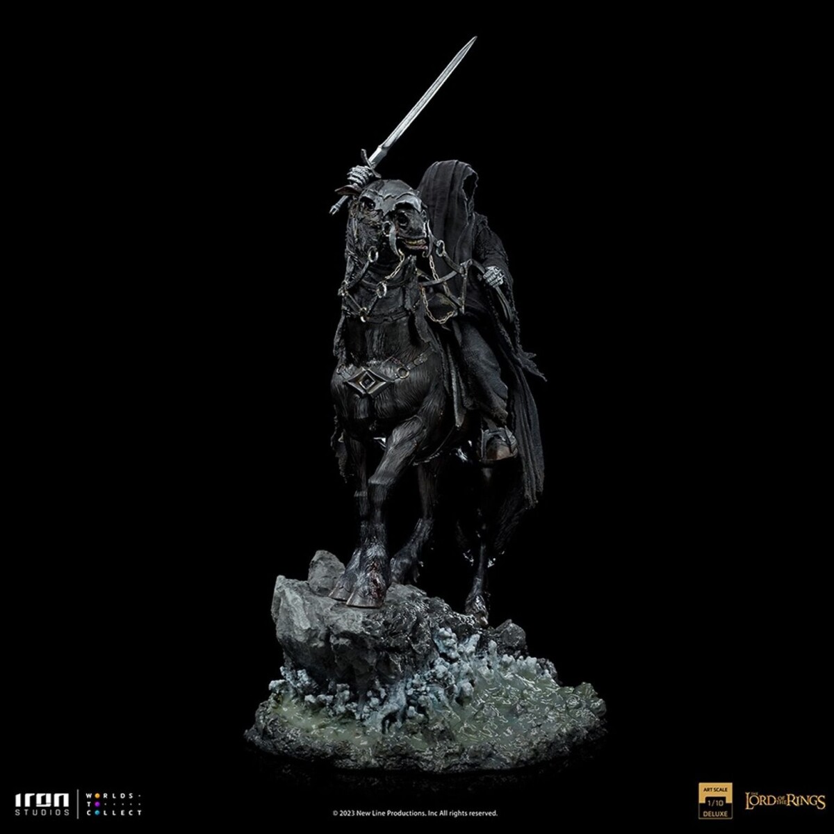 The Lord Of The Rings - Nazgul On Horse Deluxe Statue Scale 110