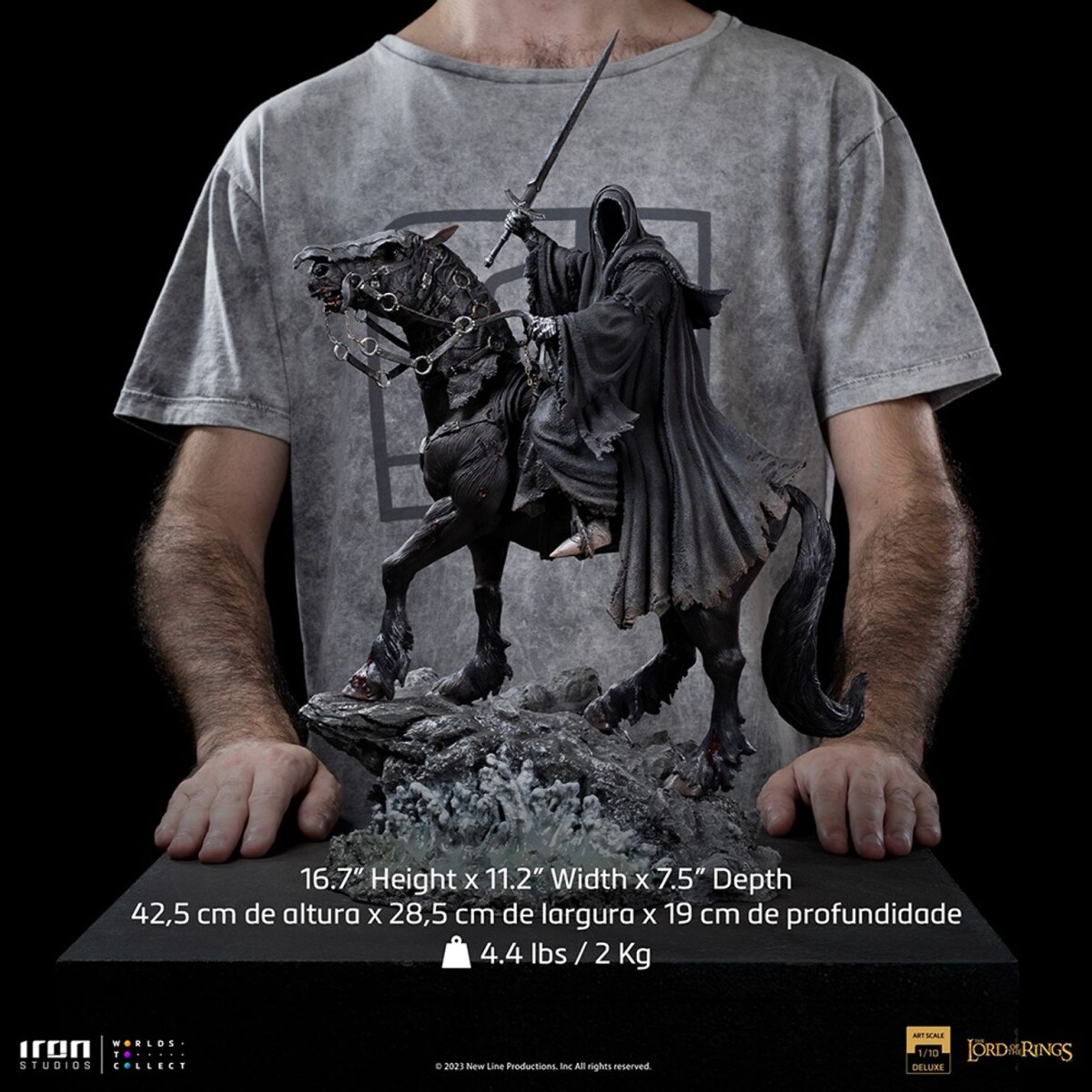 The Lord Of The Rings - Nazgul On Horse Deluxe Statue Scale 110