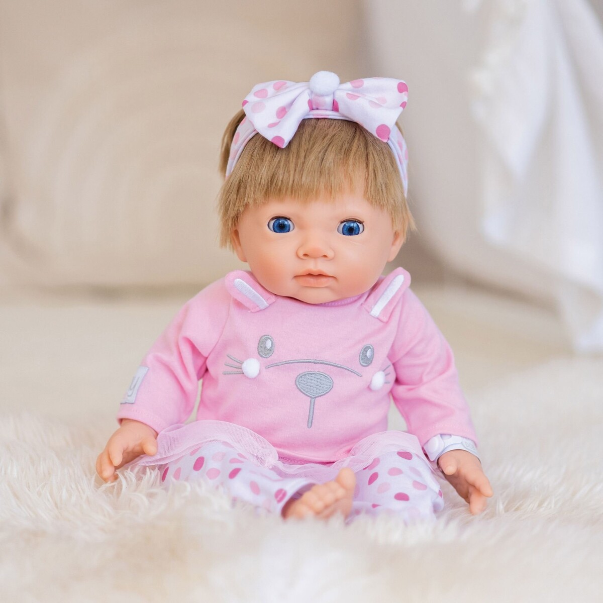 Tiny Treasures - Dukke M Blond Hår Og Pink Kanin Outfit