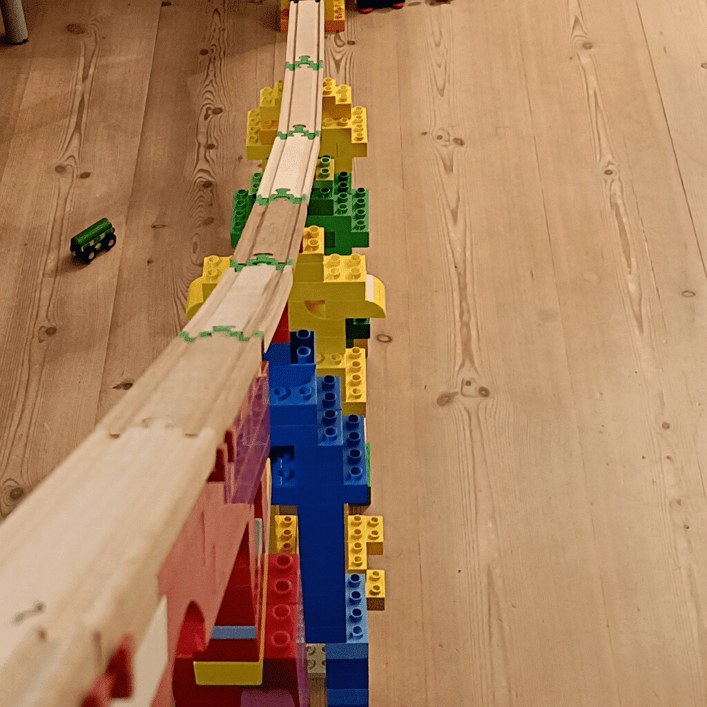 Toy2 Track Connector - Extra - 20 Slope 21071