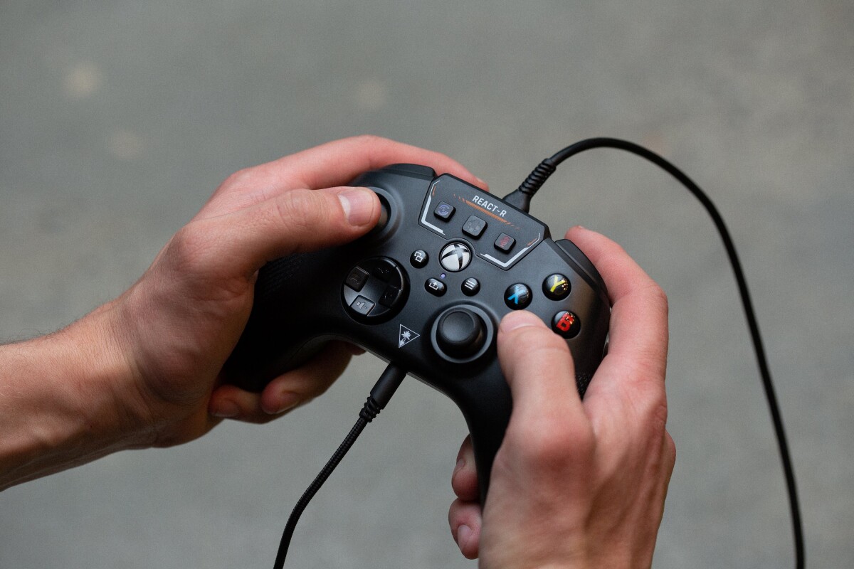 Turtle Beach React-R Wired Controller - Black