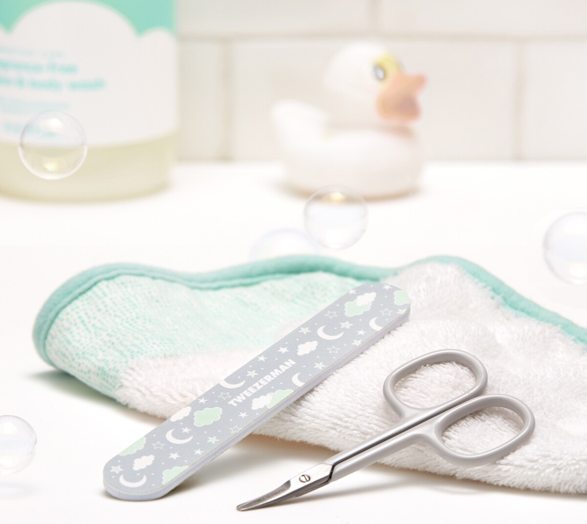 Tweezerman - Baby Nail Scissors With File