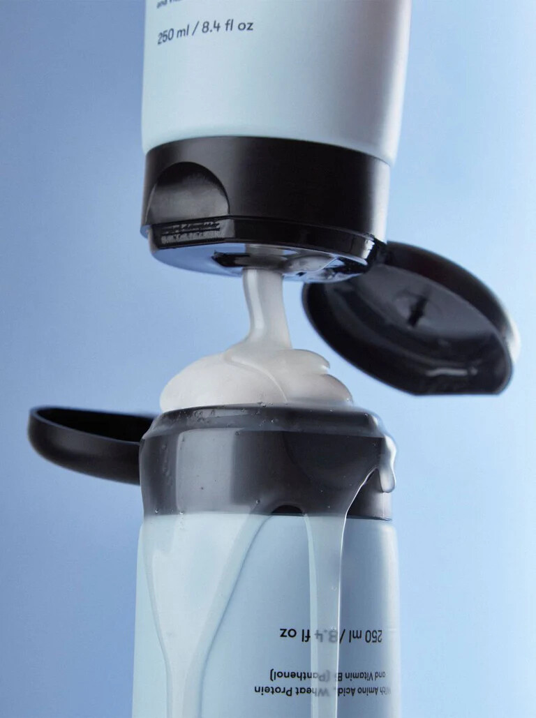 Uklash - Ukhair Shampoo - Longer Fuller Healthier Look 250 Ml