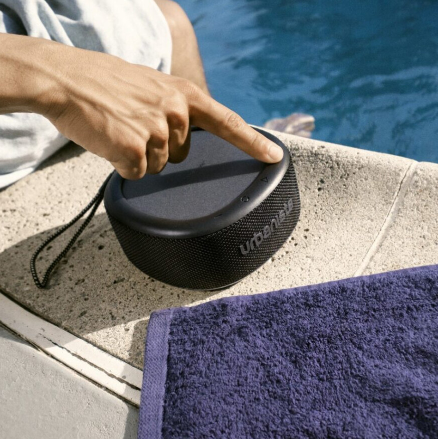 Urbanista - Malibu Portable Solar Opladet Bluetooth Højttaler
