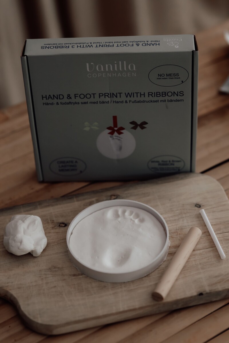Vanilla Copenhagen - Hånd Og Fodaftryk Ler Ophæng - Hvid - One Size