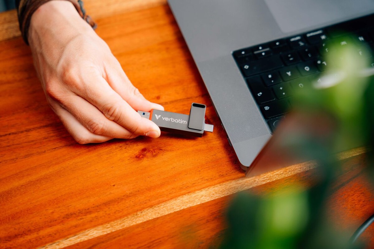 Verbatim - Dual Quickstick 128Gb Usb Drive Usb-Ausb-C Usb 32 Gen