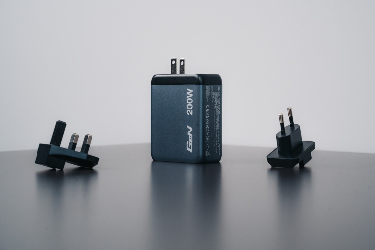 Verbatim - Gnc-200 Gan Charger 4 Port 200W Usb-Ausb-C