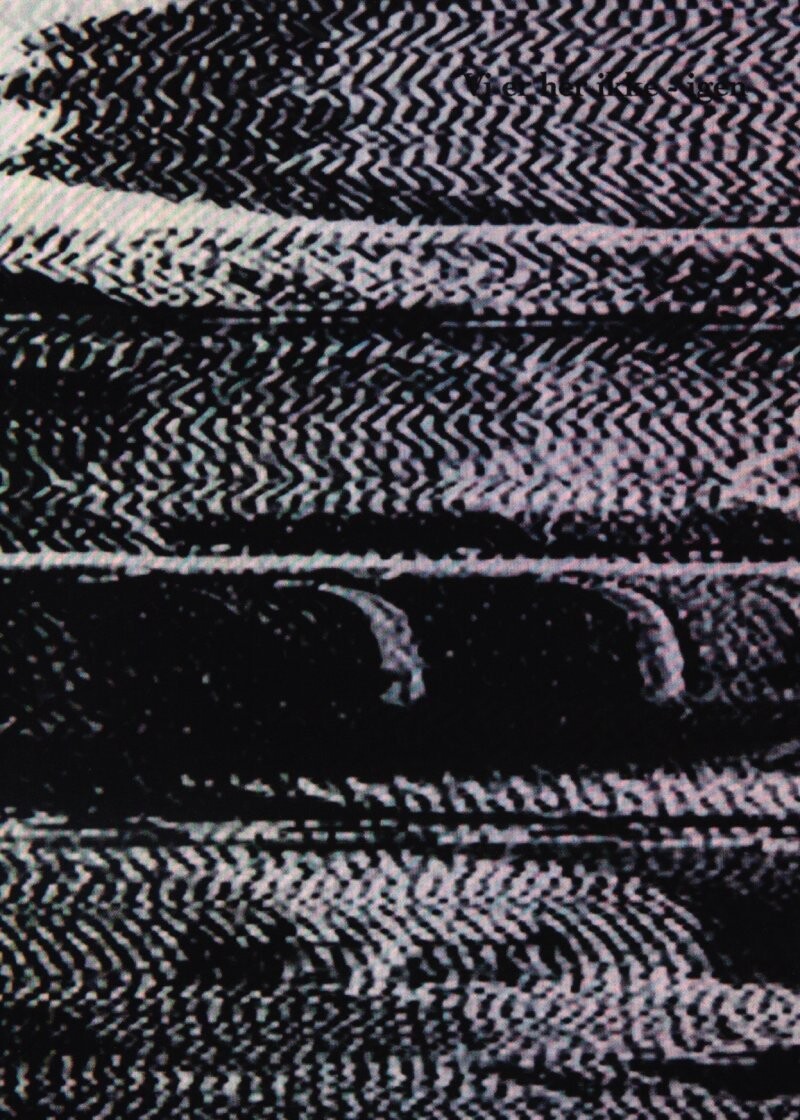 Vi Er Her Ikke - Igen