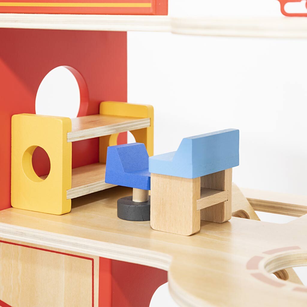 Brandstation - Legetøj I Træ - Inkl Brandbil Og Figurer - Viga