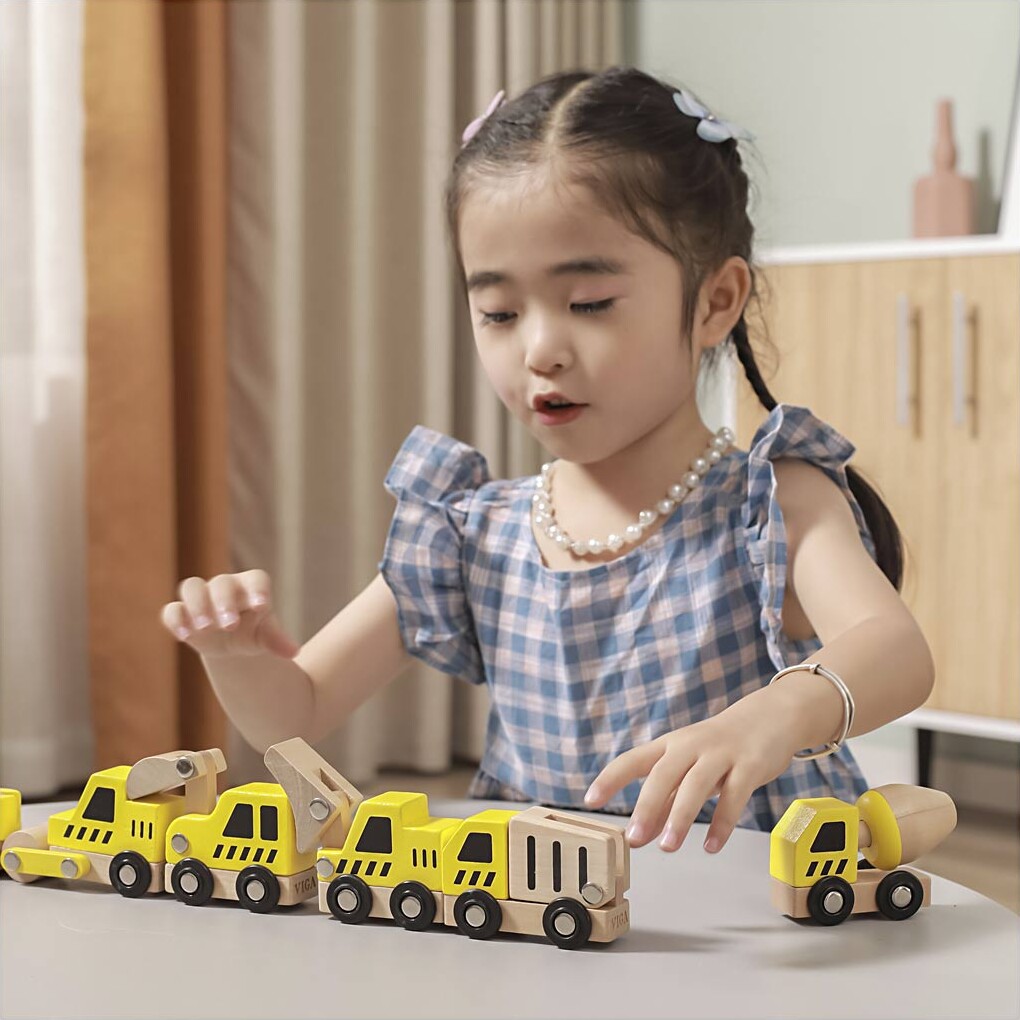 Legetøjs Maskiner I Træ - 6 Stk - Viga