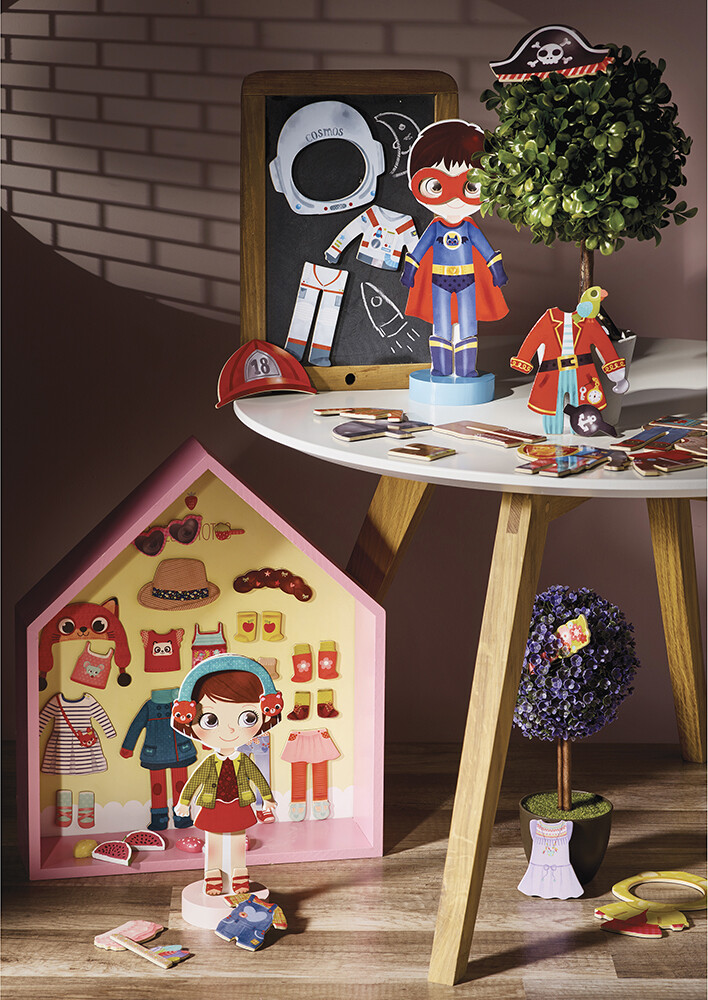 Vilac - Påklædningsdukke I Træ - Magnetisk - 42 Dele