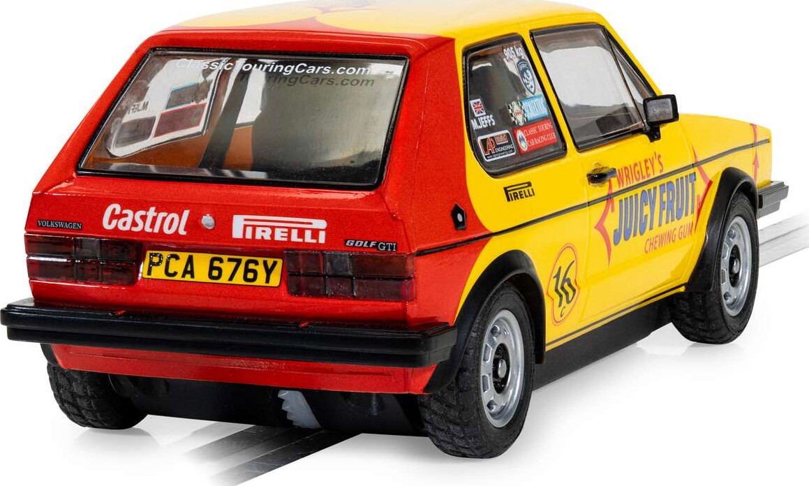 Scalextric C4625 - Volkswagen Golf Mk1 Bil - Malcolm Jeffs Racing
