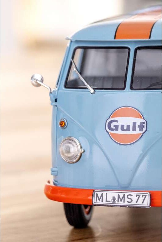 Revell - Vw T1 Panel Van Gulf Modelbil - 1 24 - Level 5 - 07726
