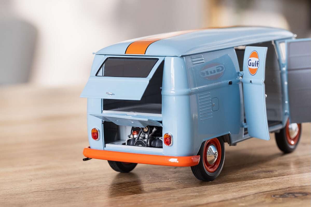 Revell - Vw T1 Panel Van Gulf Modelbil - 1 24 - Level 5 - 07726